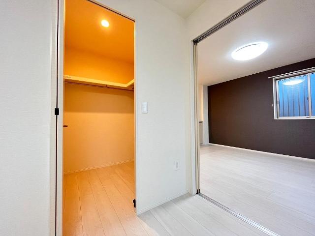 ウォークインクローゼットは嬉しい