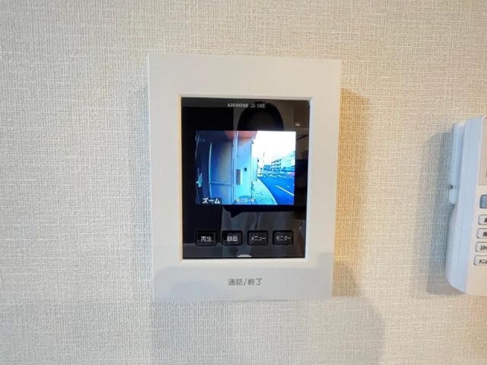 安心のTVインターホン付き