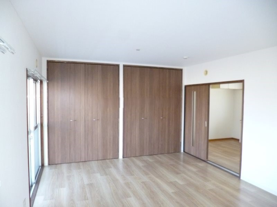 大きい収納が2つも！