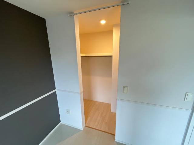 ウォークインクローゼットで収納力も安心