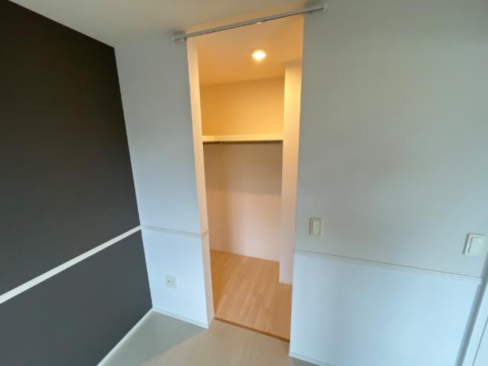 ウォークインクローゼットで収納力も安心