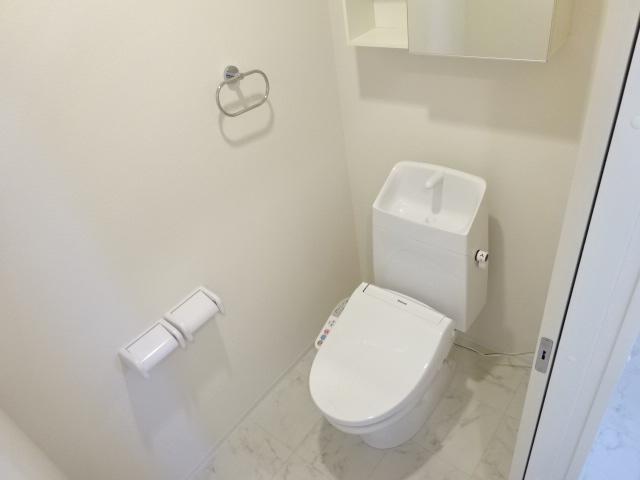 清潔感あふれるトイレ