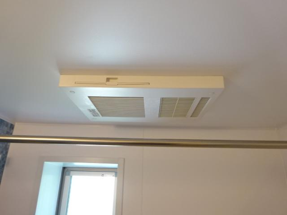 嬉しい浴室乾燥機付き