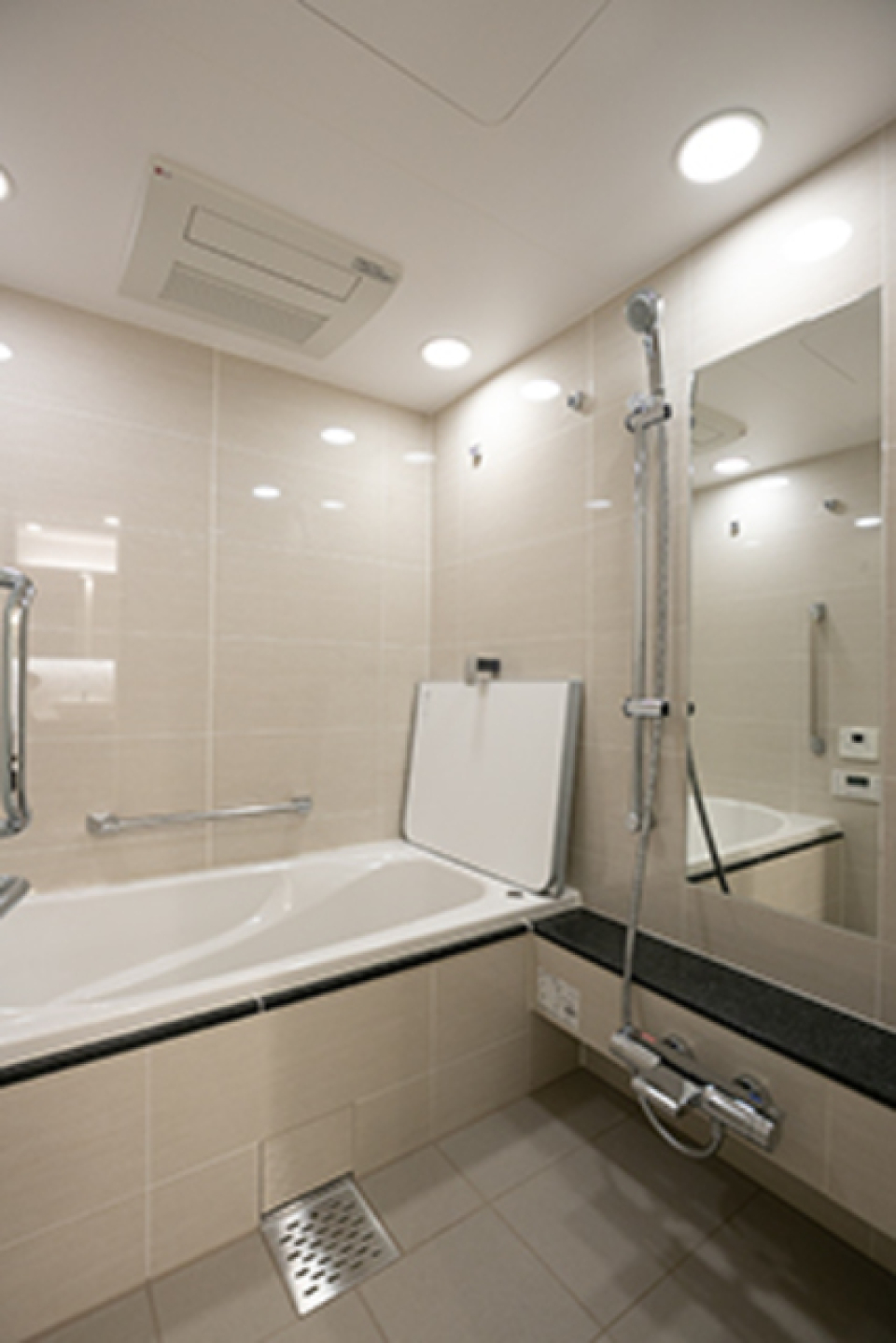 ※写真は同タイプ住戸です。