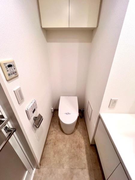 洗面・脱衣所とトイレは同室です。