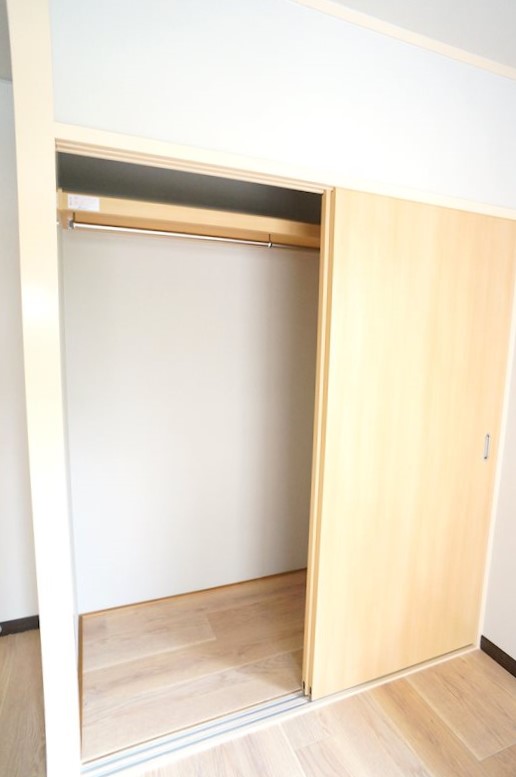 収納扉を空けるとこんな感じ。