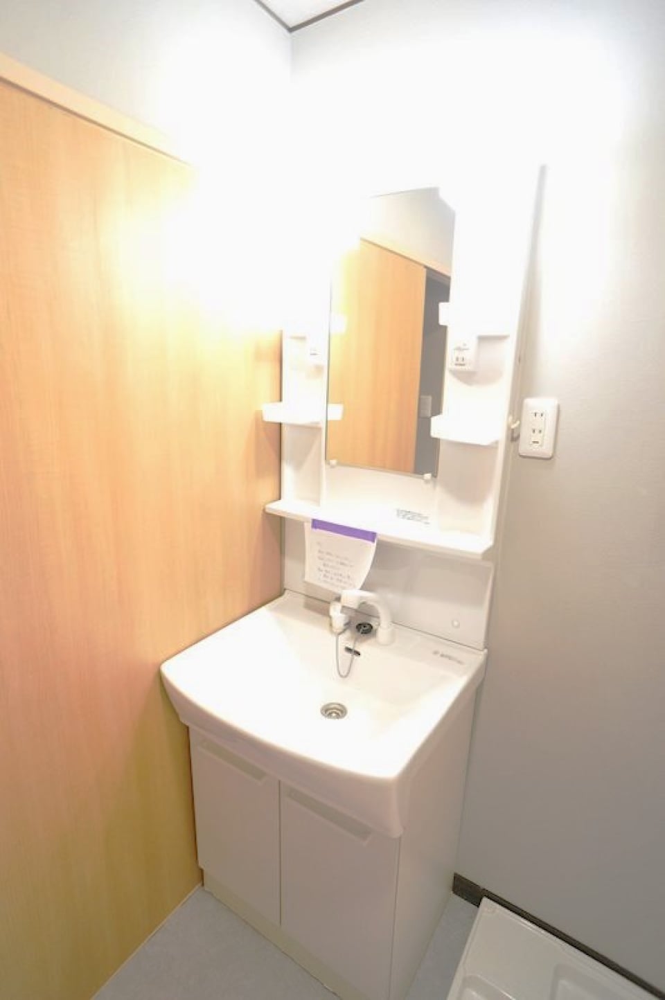 洗面はシンプルです。