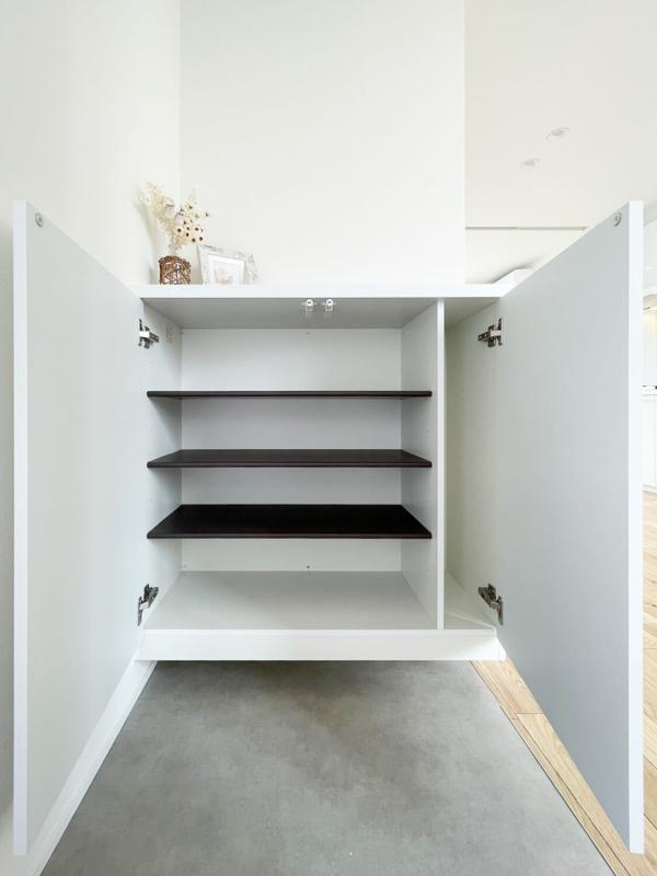 シューズボックスもたくさん入ります。