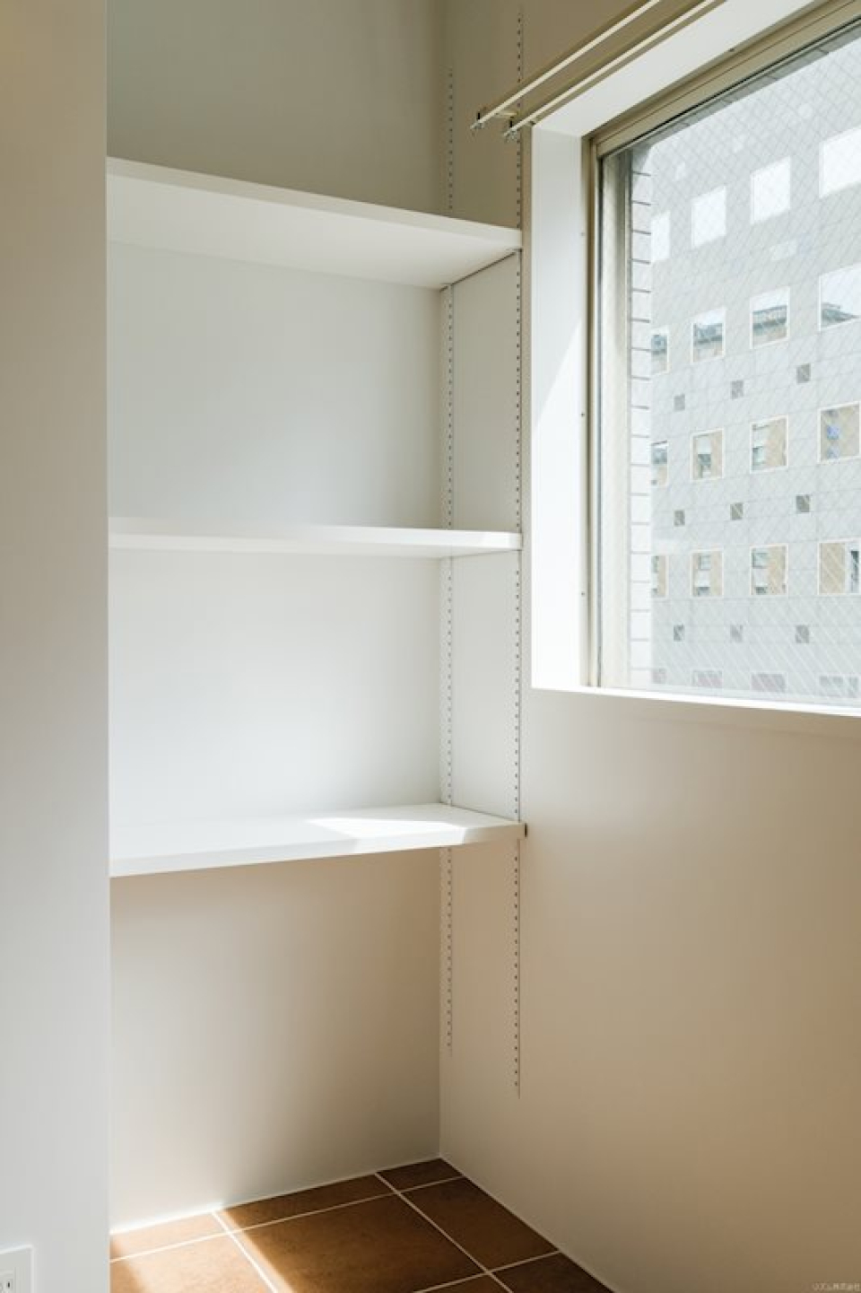 窓辺にはパーソナルチェアを置いてのんびりしたい