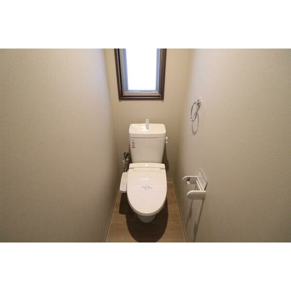 清潔感あふれるトイレ