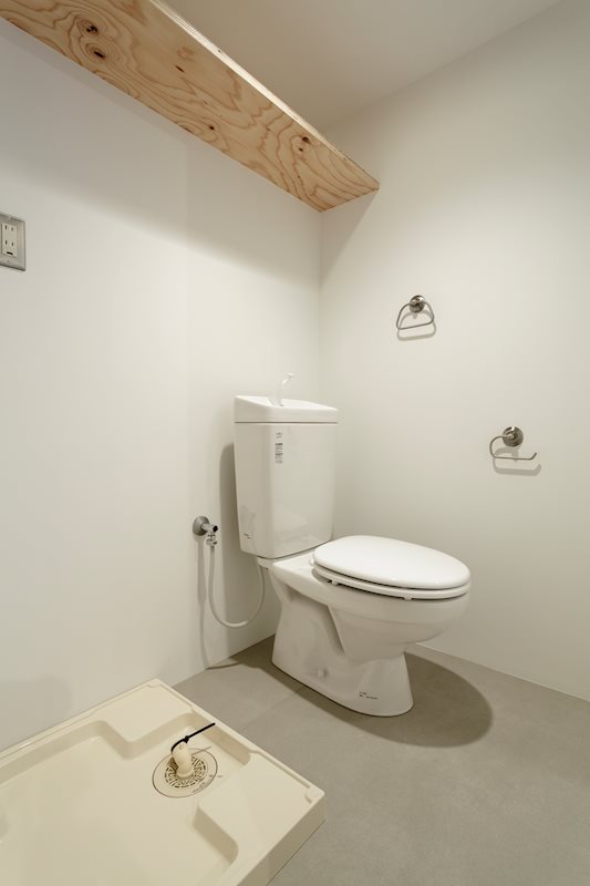 シンプルでお掃除がしやすそうなサニタリールーム