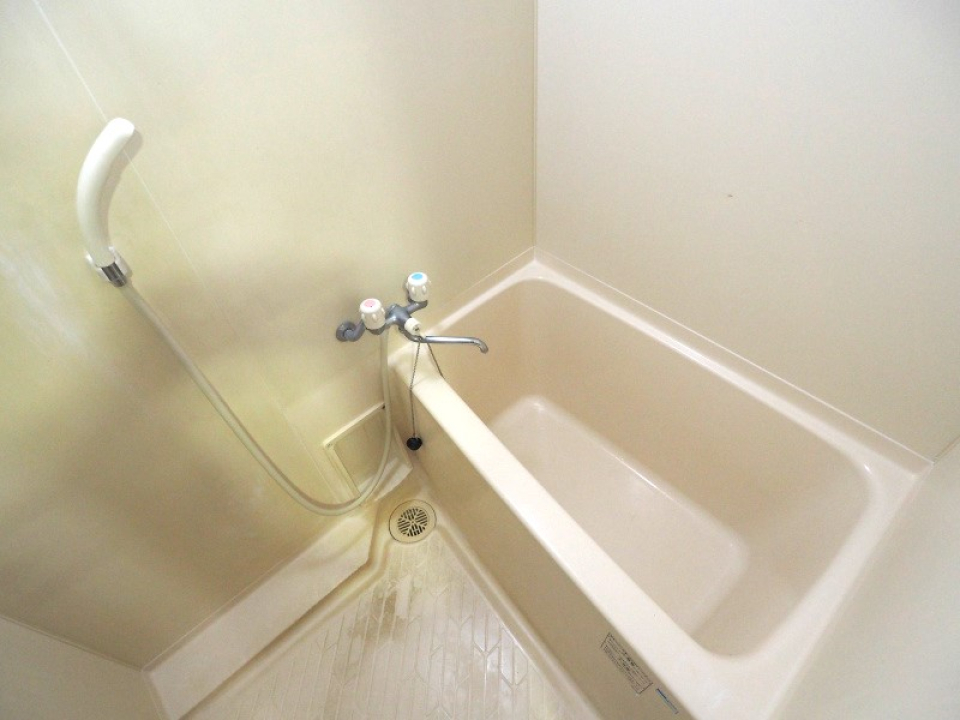 お風呂はコンパクト