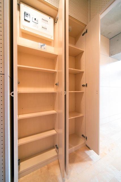 シューズクローゼット　※写真は同タイプ住戸です。