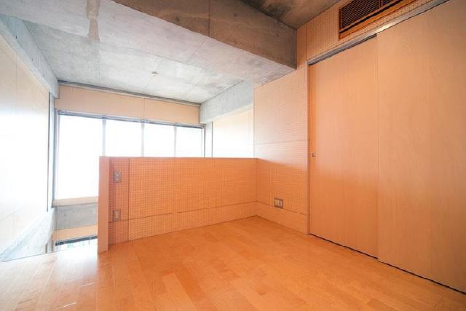 上のフロアは4.8帖とコンパクトめ　※写真は同タイプ住戸です。