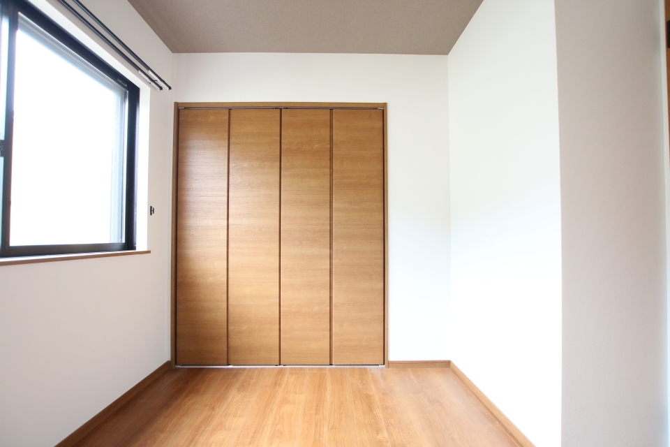 写真は別のお部屋です。