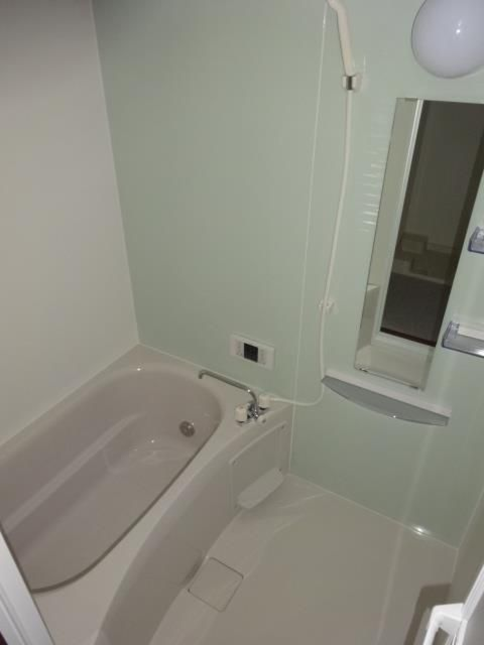 コンパクトな浴室