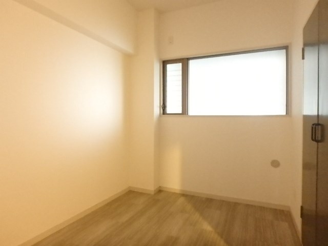 北側洋室　4.5帖