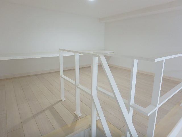 ロフトは2帖の広さ。