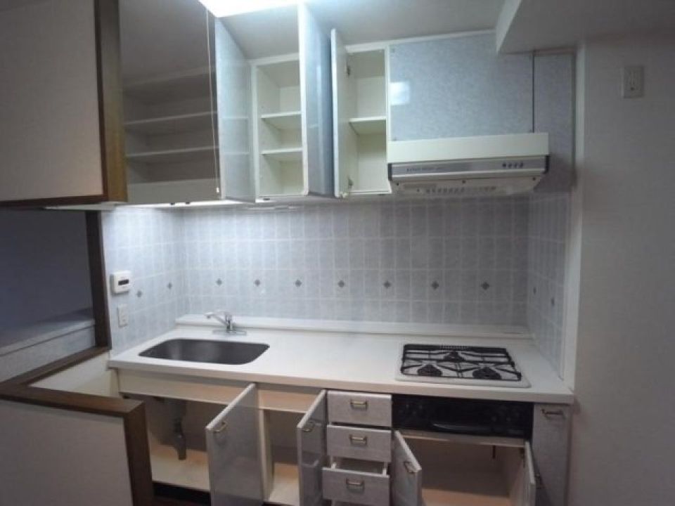 システムキッチン（3口ガスコンロ・グリル付）