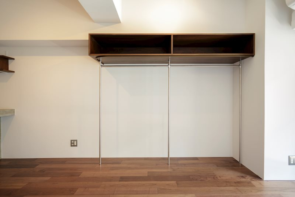 オープンクローゼットにはお気に入りのお洋服を整頓してあげましょう