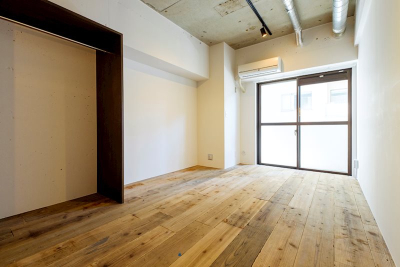 配管剥き出しでかっこいいですね