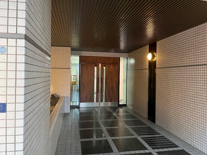 エントランスホール