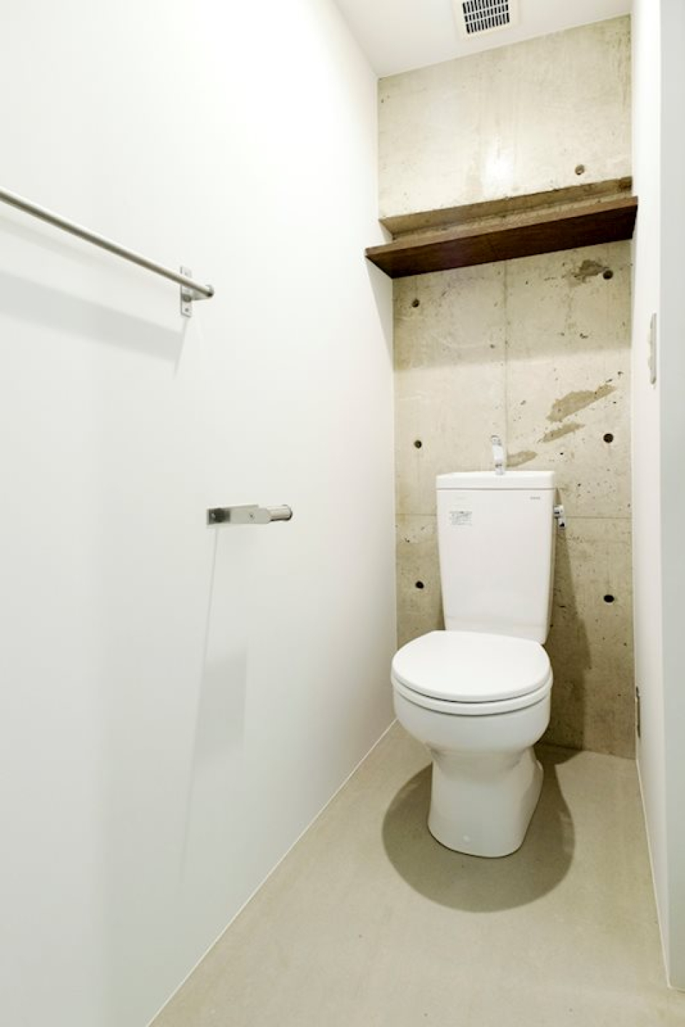 脱衣室とトイレが一緒なのが惜しいポイント