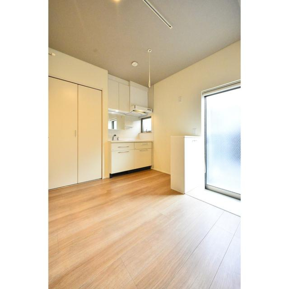 ハンガークローゼットなので服をそのままかけられます。