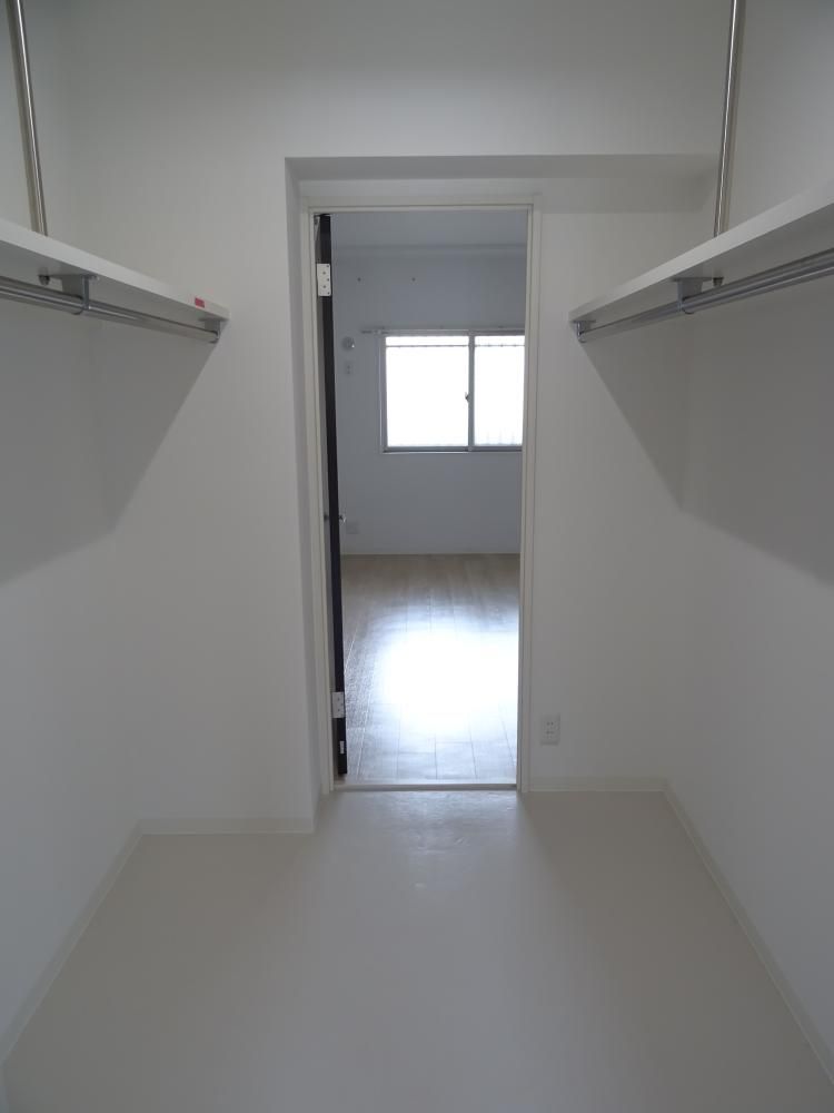 ウォークスルークロゼット