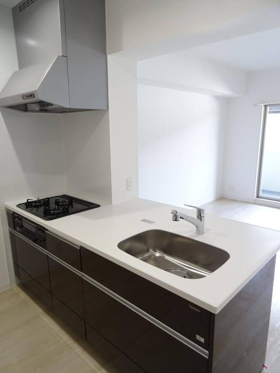 対面式システムキッチン