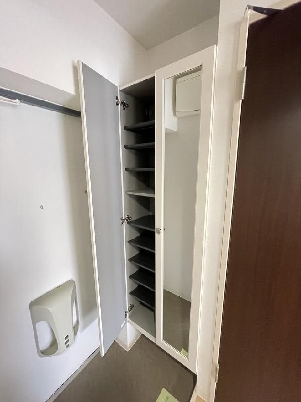 シューズボックス