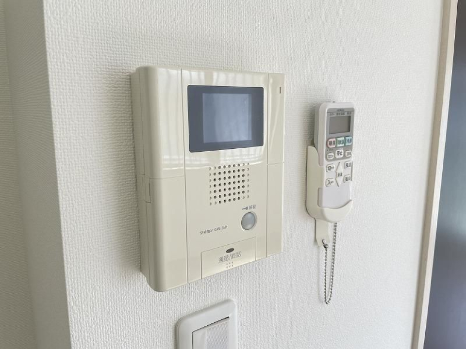 TVインターホン・エアコンのリモコン