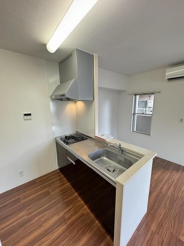 対面式システムキッチン