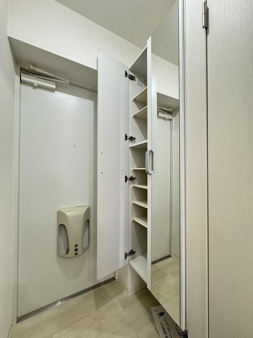 シューズボックス