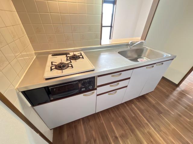 二口コンロ付き