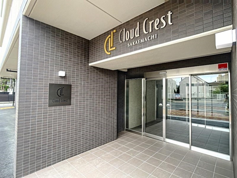 堂々としたエントランス