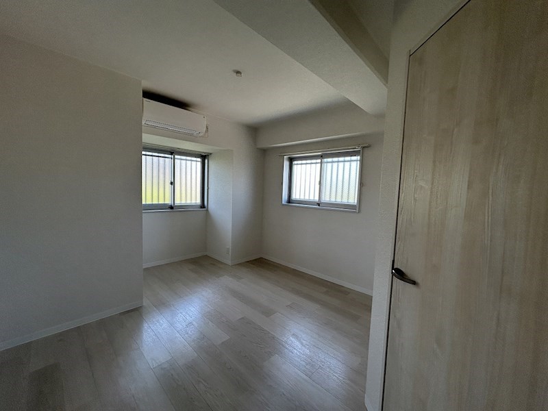 角部屋だから二面採光で暗くならない