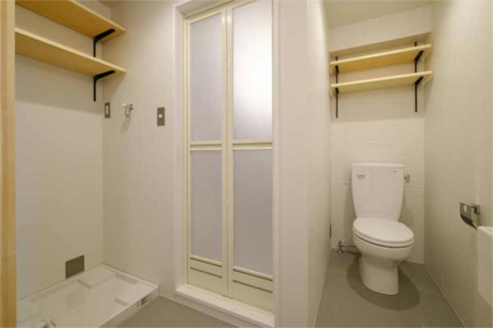 サニタリールームは1室にまとまっています