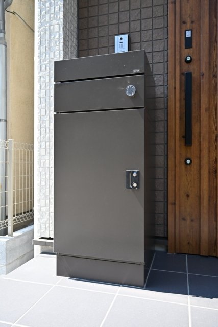 宅配BOX、ついてます。