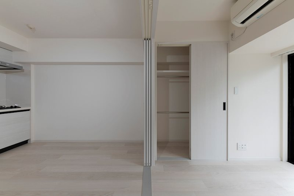 引き戸を開放して10.3帖のワンルームとして使うのも良さそう