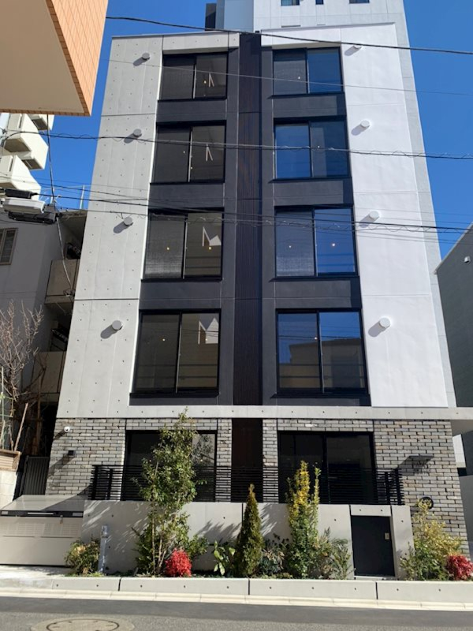 モダンでデザイナーズマンションらしい外観