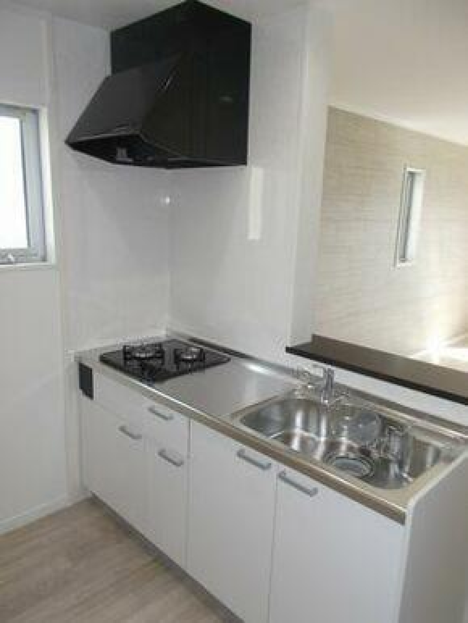 便利な対面式システムキッチン