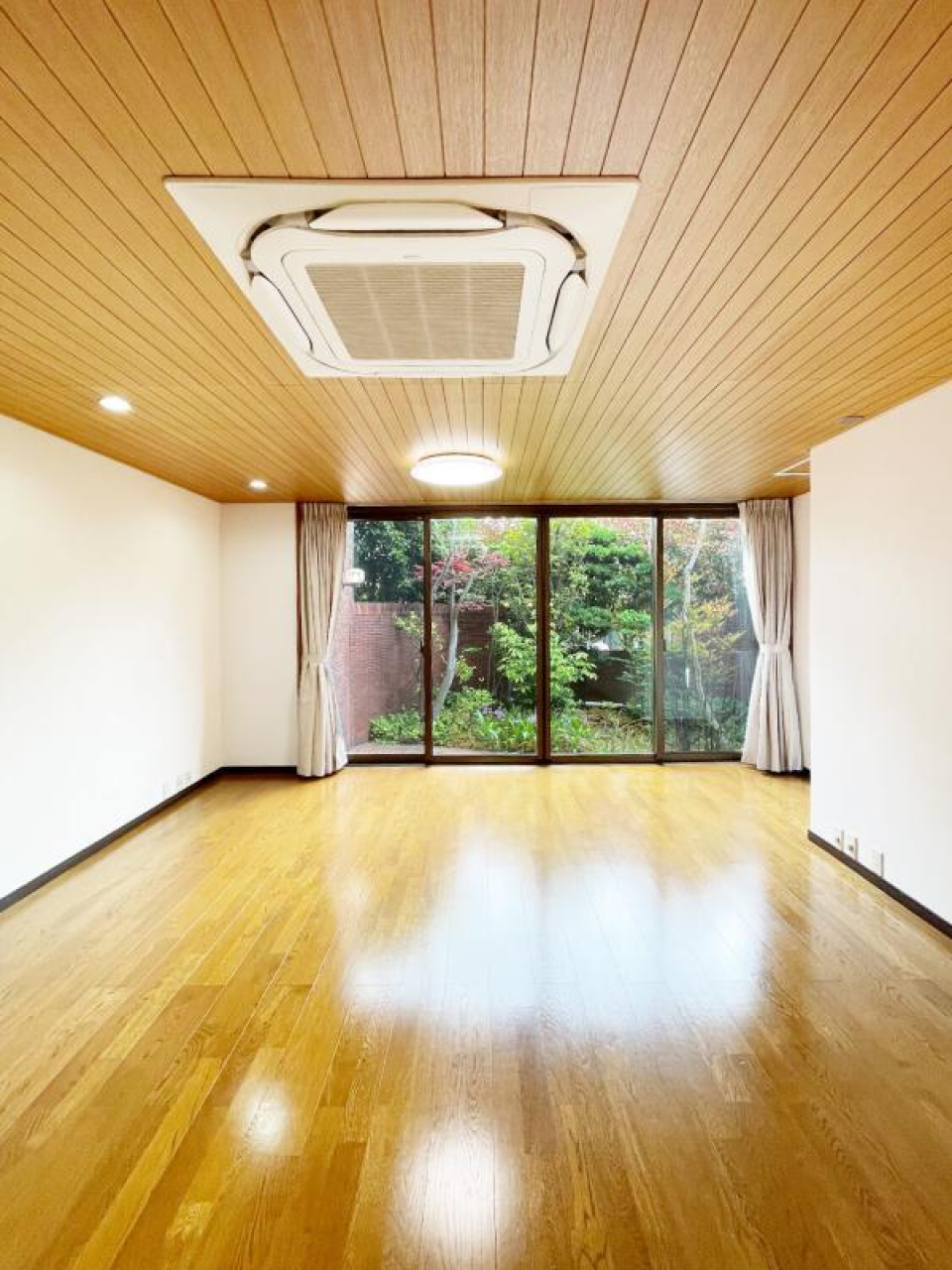 居室、リビング