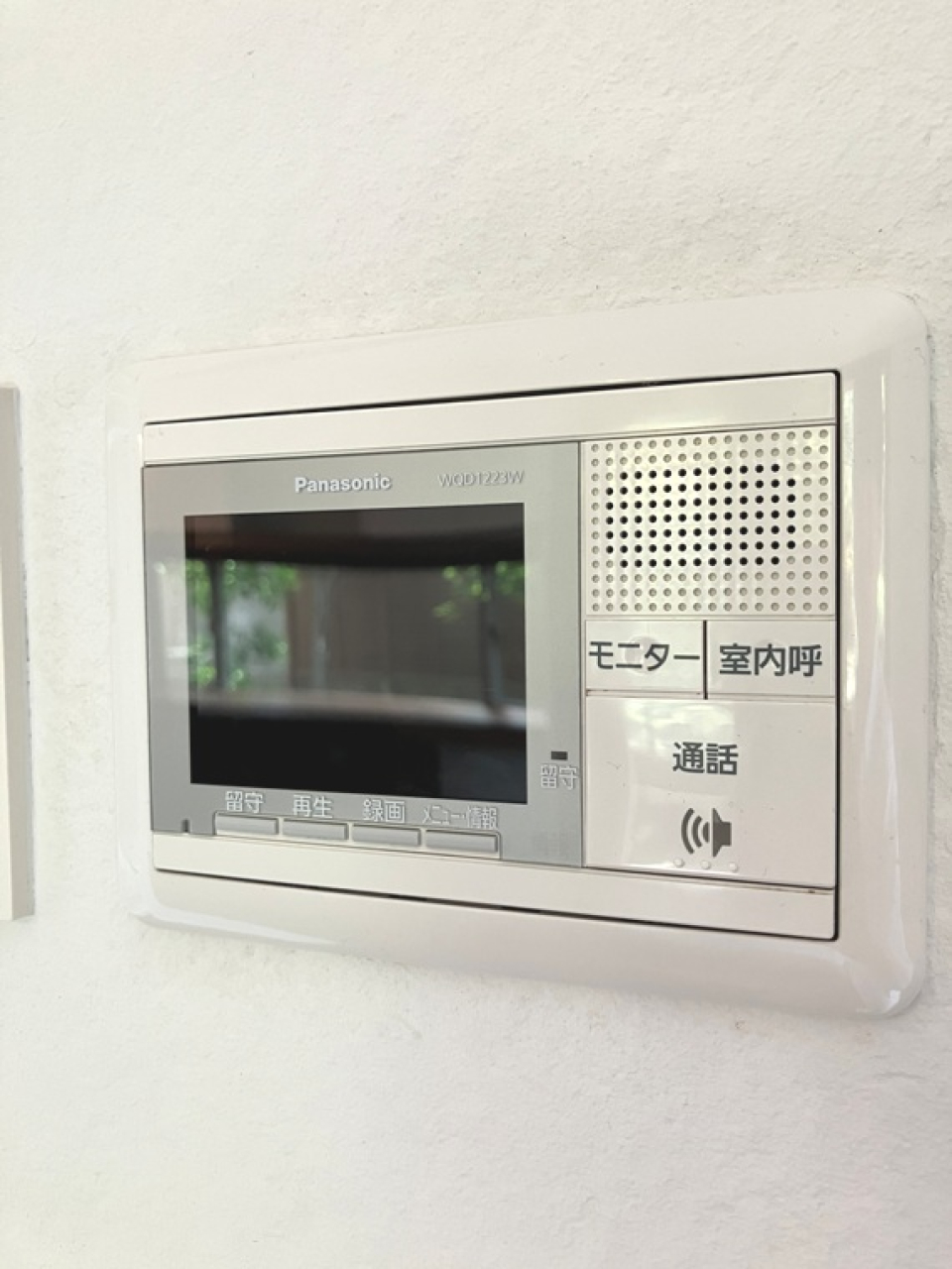 モニターホンもしっかり付いてます。