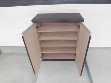 玄関　シューズボックス