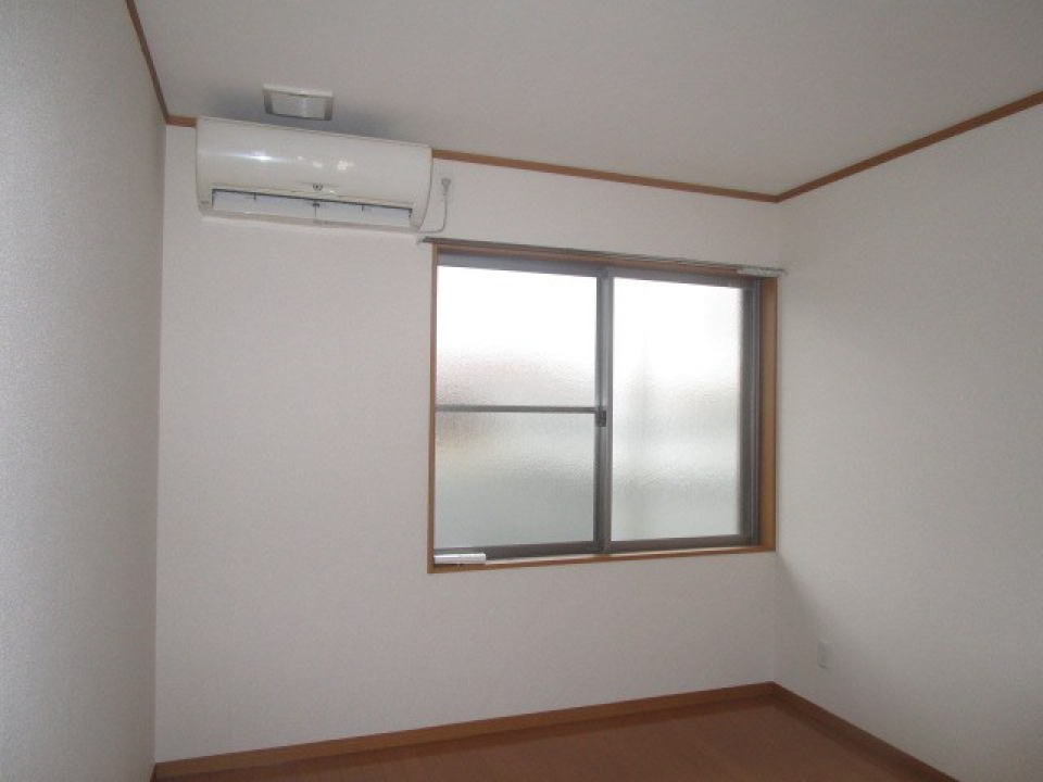 北側洋室　6.3帖