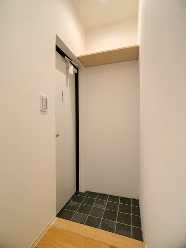 シンプルな玄関