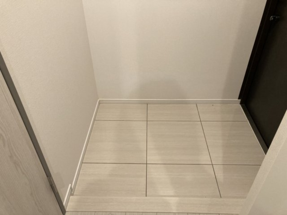 ログ登戸ステーション