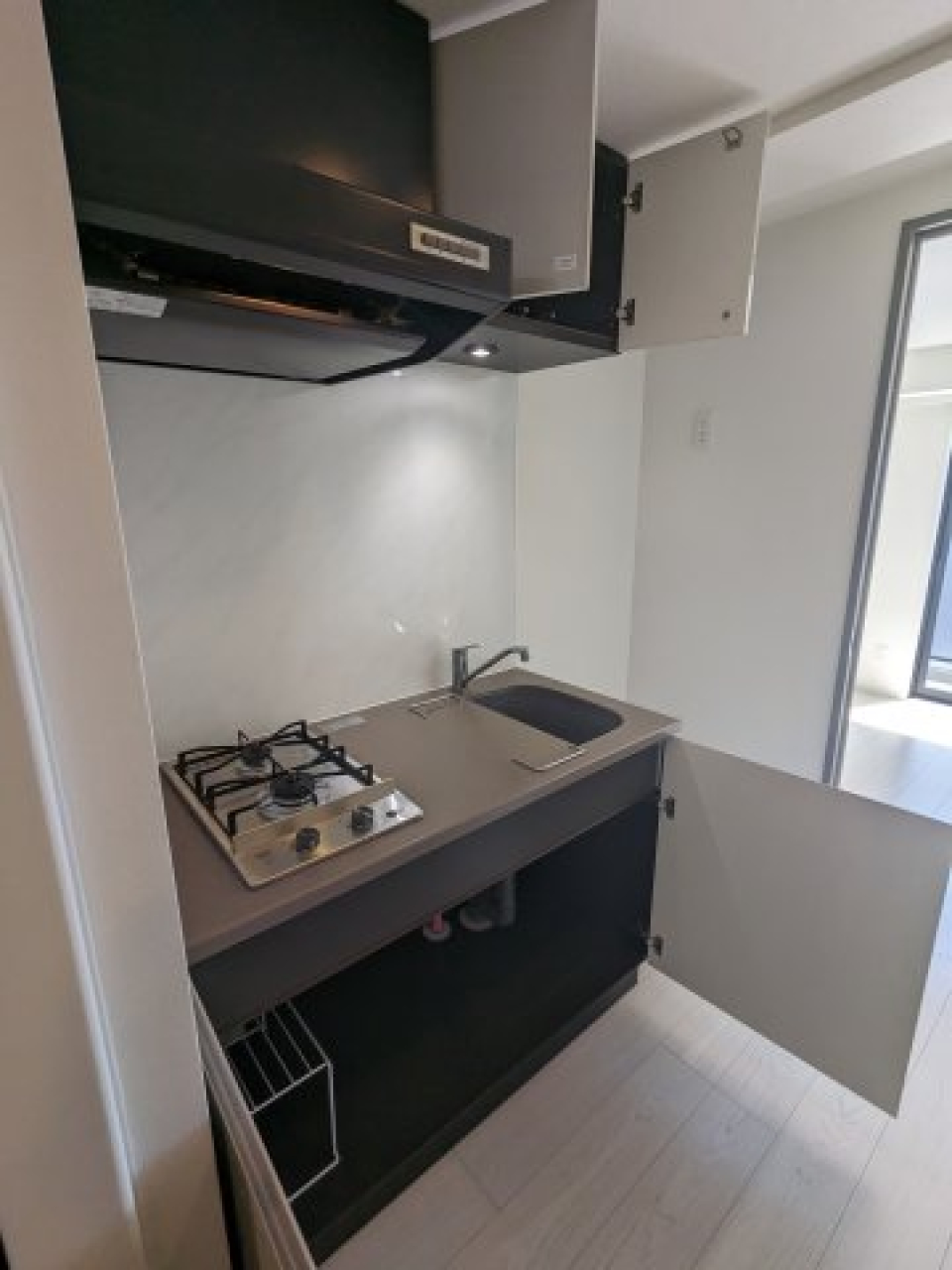 ログ登戸ステーション