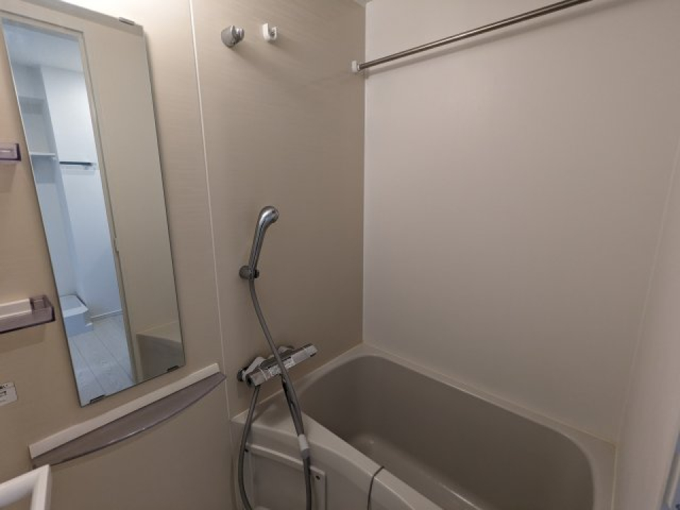 ログ登戸ステーション